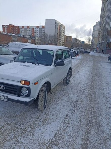 LADA NIVA Luxe 1.7 83hp 5 МТ