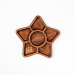 Менажница деревянная из сибирского кедра для подачи блюд и закусок с гравировкой "ДЕЛАЙ ЭТОТ МИР ЛУЧШЕ". MG101