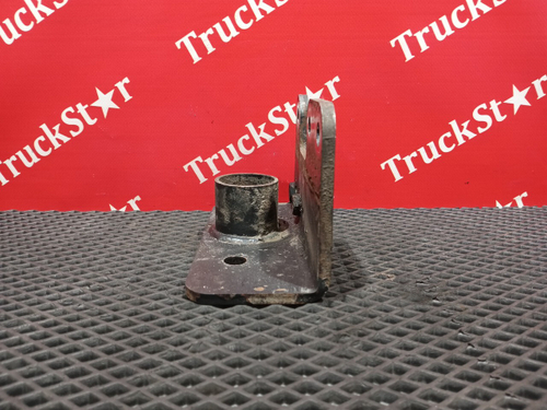 Кронштейн перекидки правый