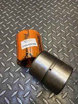 Втулка X124-802104