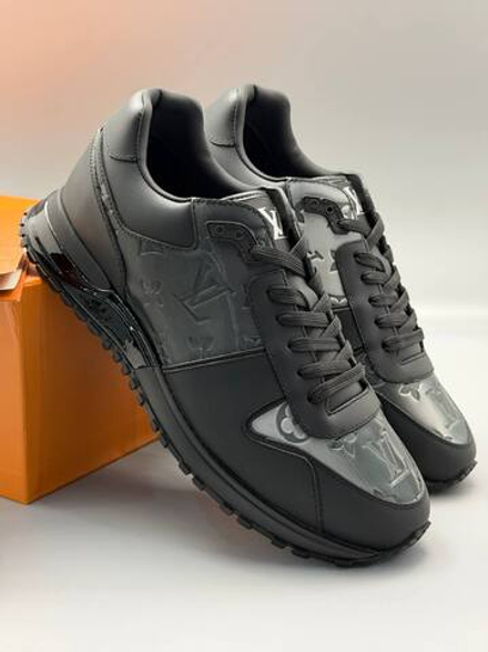 Кроссовки Louis Vuitton