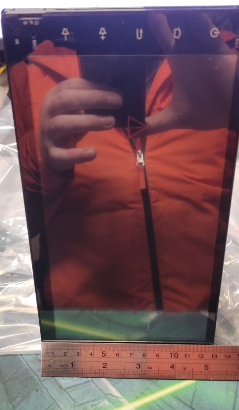 Магнитола для Toyota Fortuner 2015-2022, Corolla 2016-2018 - Carmedia KD-9406-P6 на Android 10, 6-Турбо ядер, 4ГБ-64ГБ