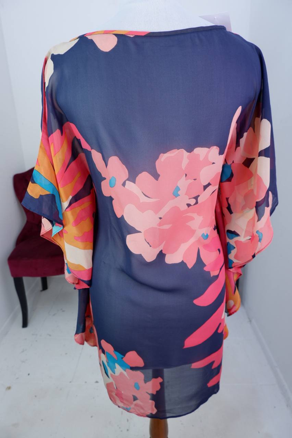 Туника легкая визуально на 44 размер