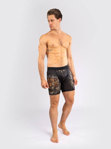 Шорты компрессионные Venum Tiger Black/Neo Orange