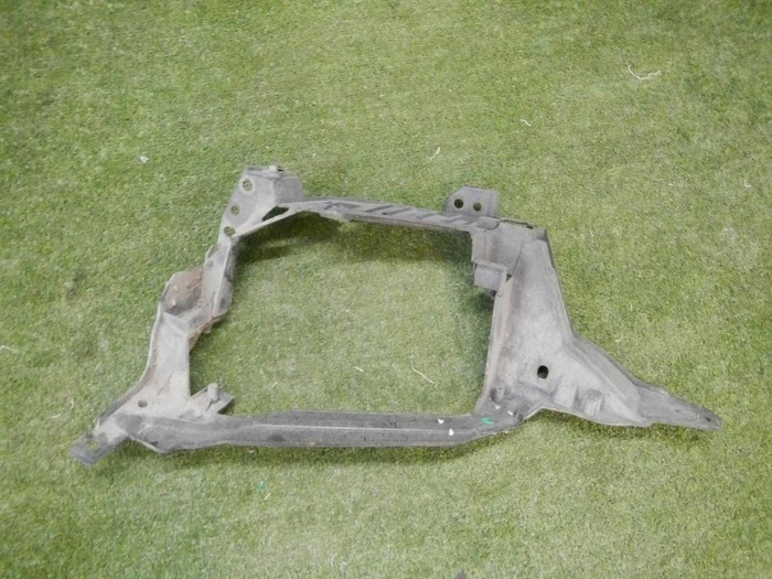 Кронштейн насадки глушителя BMW X5 G05 (18-23)