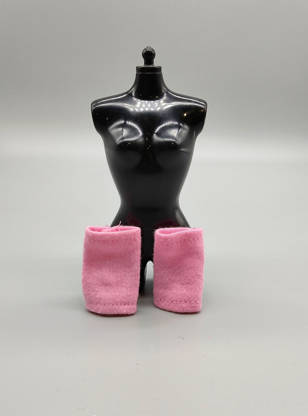 Аксессуар для куклы Барби винтаж - наколенники 0787