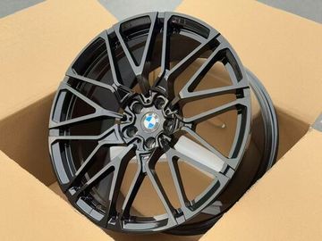 Комплект кованых дисков BMW 818 style R22 9.5/10.5J ET32/43 5x112 66.6 Gloss Black