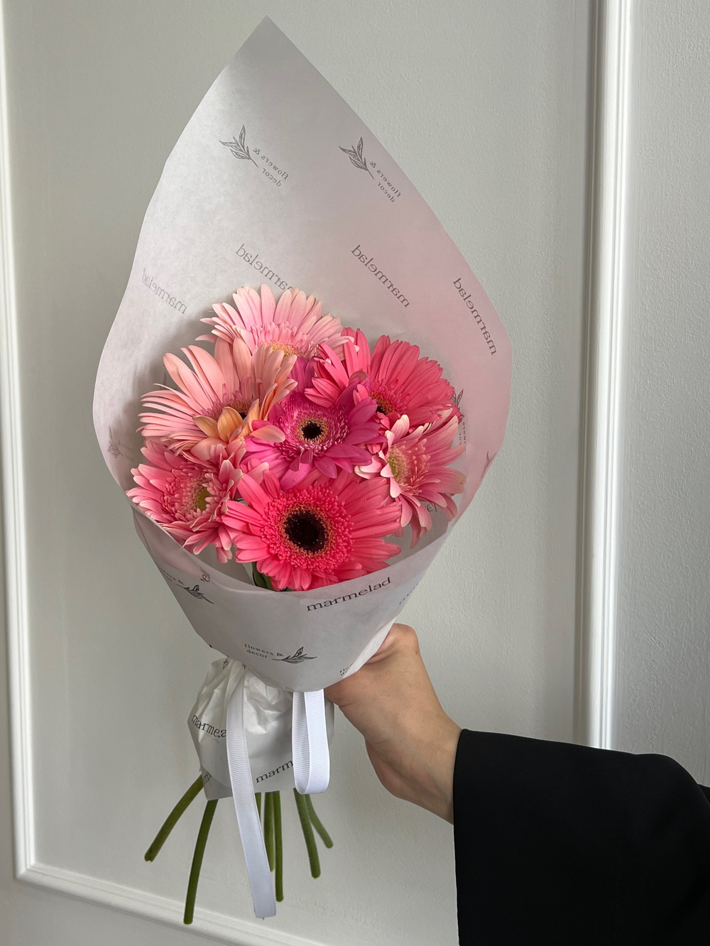 Кулек из гербер в розовом оттенке 7 шт