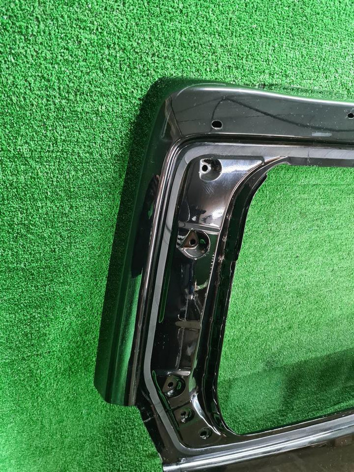 Крышка багажника Toyota Hiace Н300 (2019-н.в.)