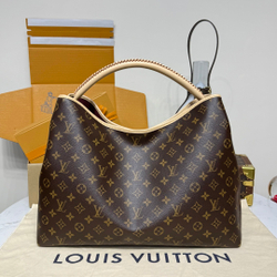 Louis Vuitton Again