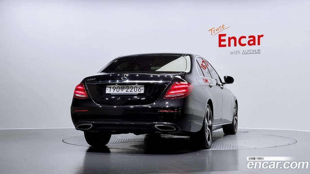 Mercedes-Benz E-Class W213 E250 Avangarde (03.2020)