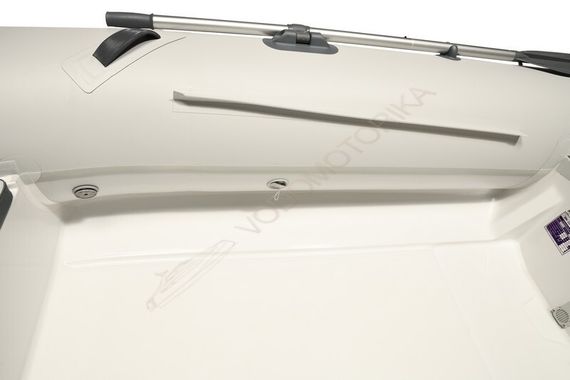 Жестко-надувная лодка Адмирал RIB 305