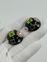 Серьги с чёрной эмалью и разноцветными кристаллами