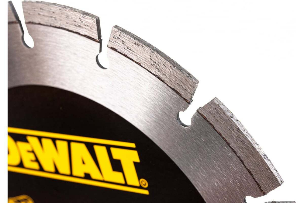 Диск алмазный отрезной (230х22.2 мм) для УШМ DEWALT DT 3763
