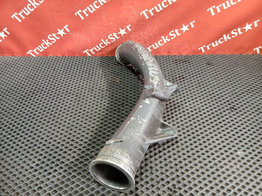 Патрубок интеркулера