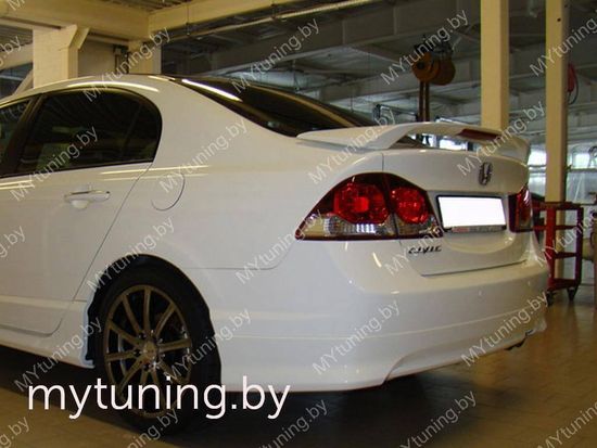 Спойлер MODULO для Honda Civic 8(VIII) 4D