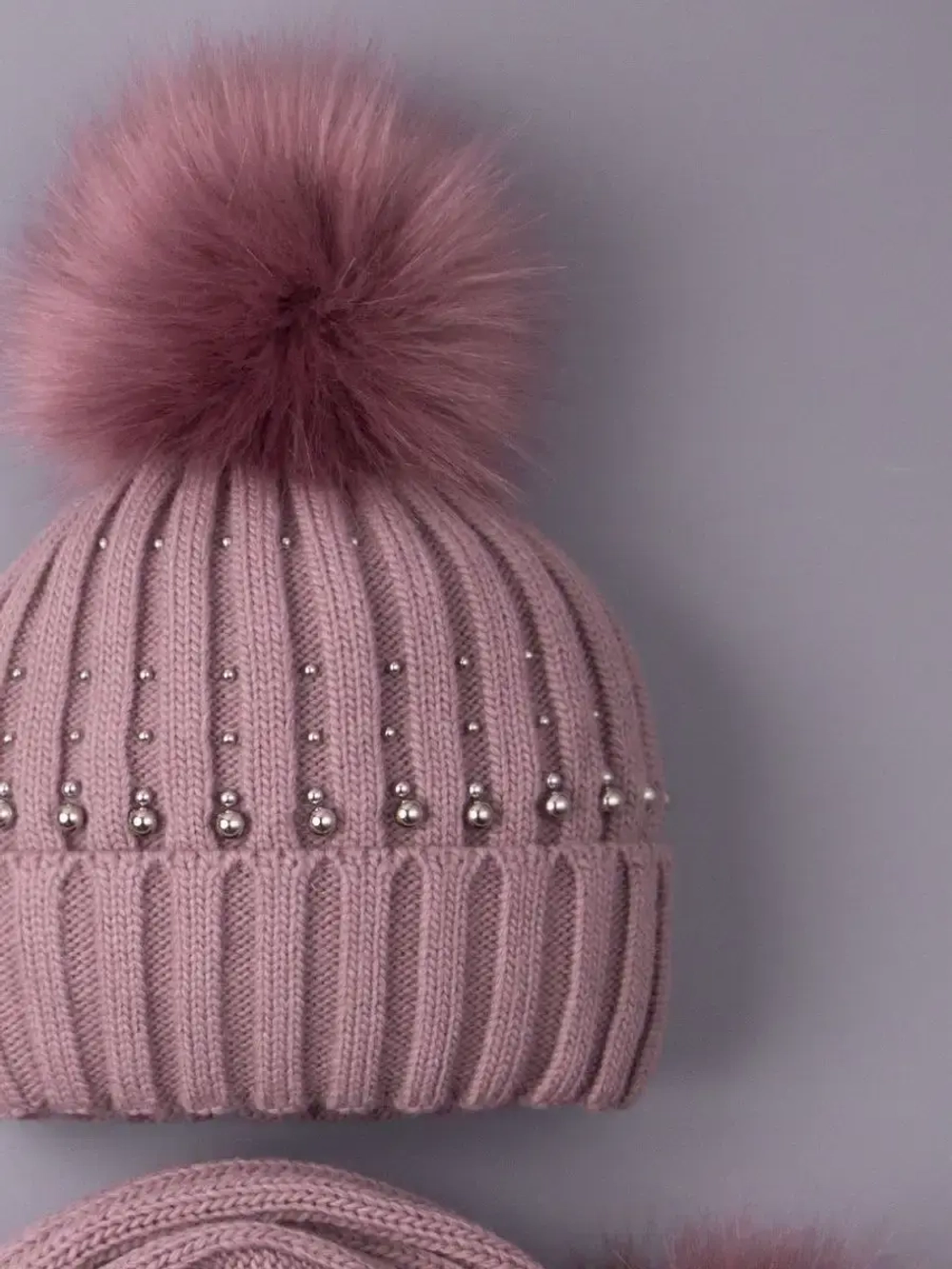 Шапка для девочки зимняя вязаная и шарф