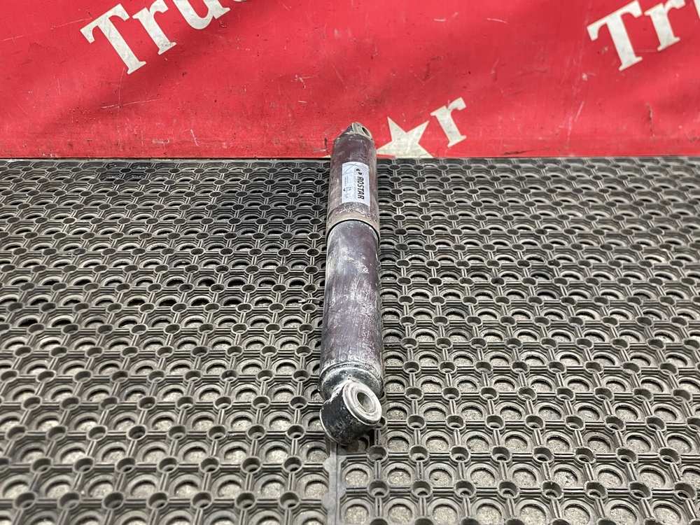 Амортизатор задний