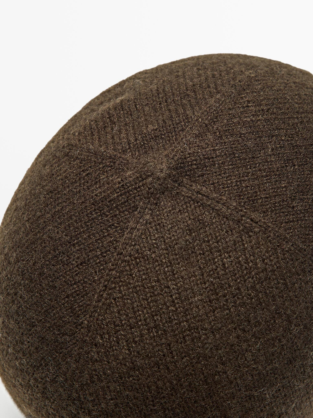 Massimo Dutti Шапка бини из тонкого трикотажа, зеленый