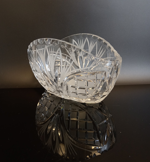 Конфетница, декорированная растительным орнаментом, хрусталь , СССР, 1970-1990 гг