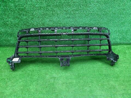 Решетка переднего бампера Porsche Cayenne 3 17-23