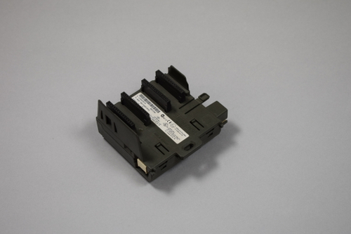 Б/у SIEMENS 6ES7195-7HB00-0XA0