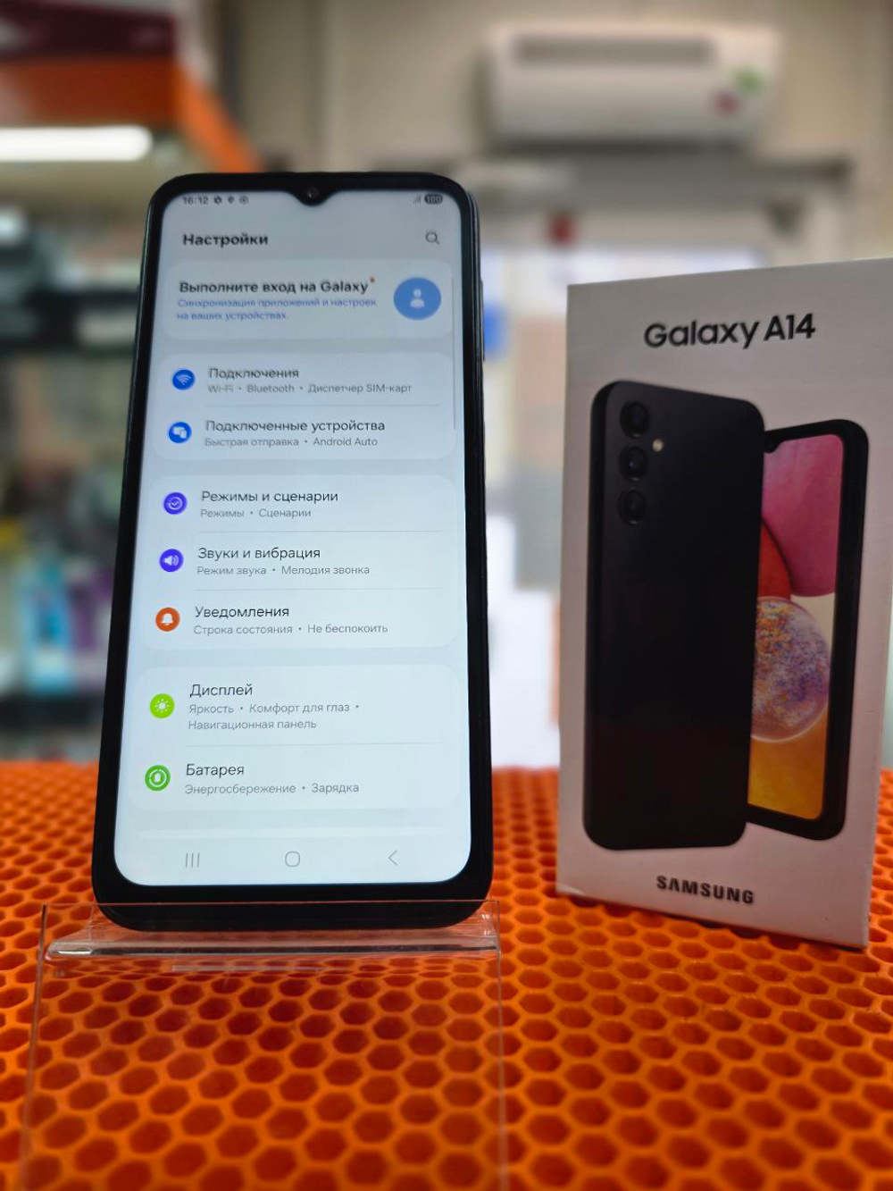 Смартфон Samsung Galaxy A14 4 64