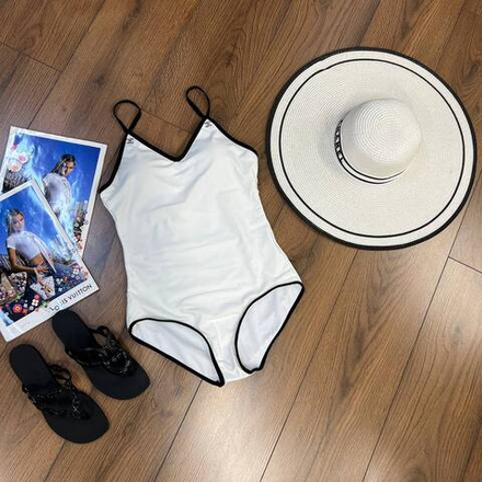 Купальник CHANEL