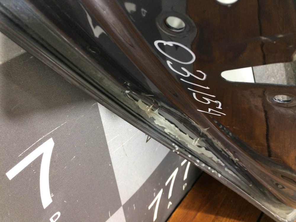 Дверь задняя левая Polo 6 / Rapid 1-2 Б/У Оригинал 60u833311