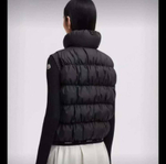 Жилет Moncler
