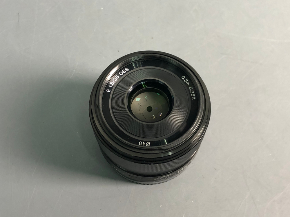 Sony E 35mm 1.8 SEL35F18