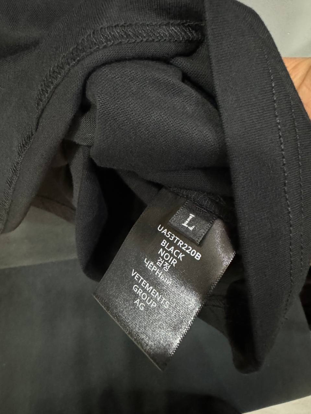Футболка Vetements