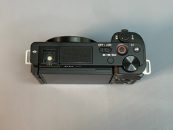 Sony ZV-E10 Kit 16-50mm 2.100 кадров