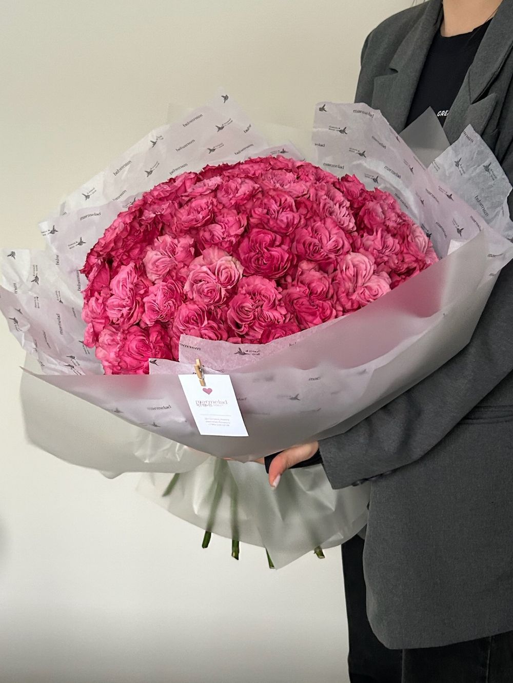 Моно букет из пионовидной розы Кантри блу 51 шт