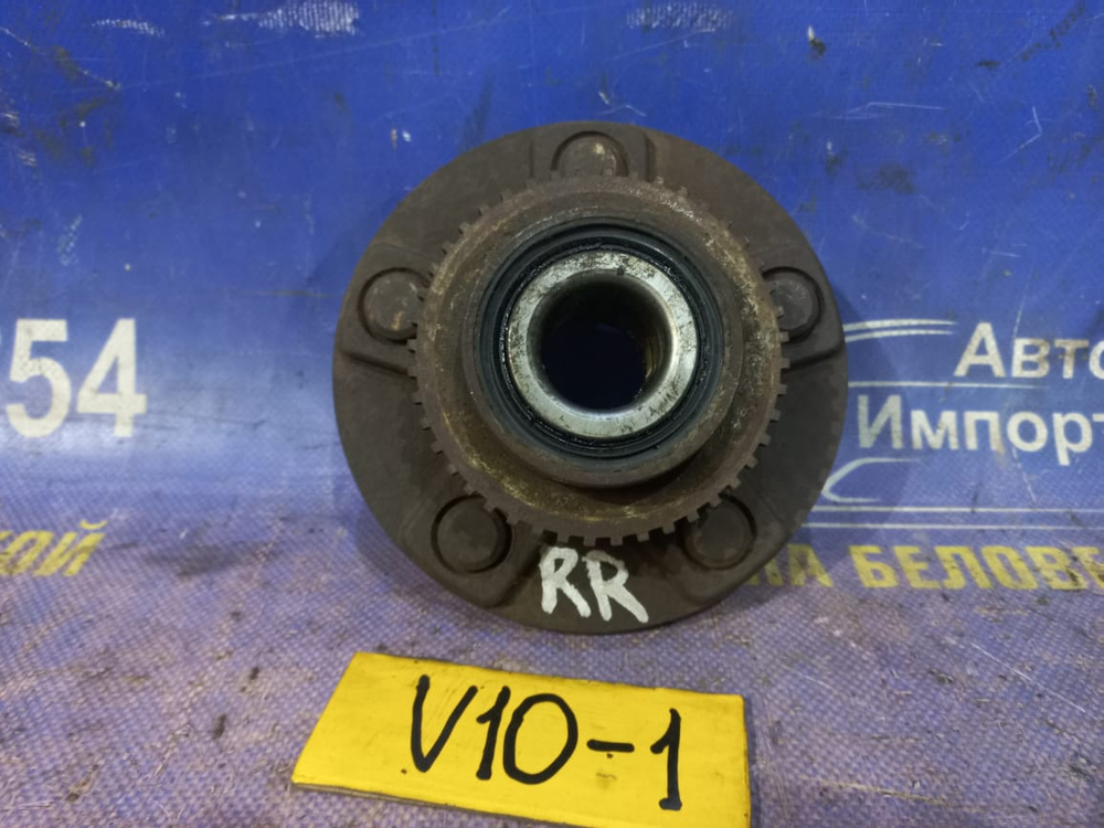 Ступица задняя правая NISSAN TINO 1998