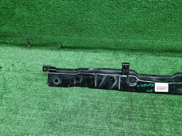 Телевизор верхняя часть Genesis G70 (2017-2021)