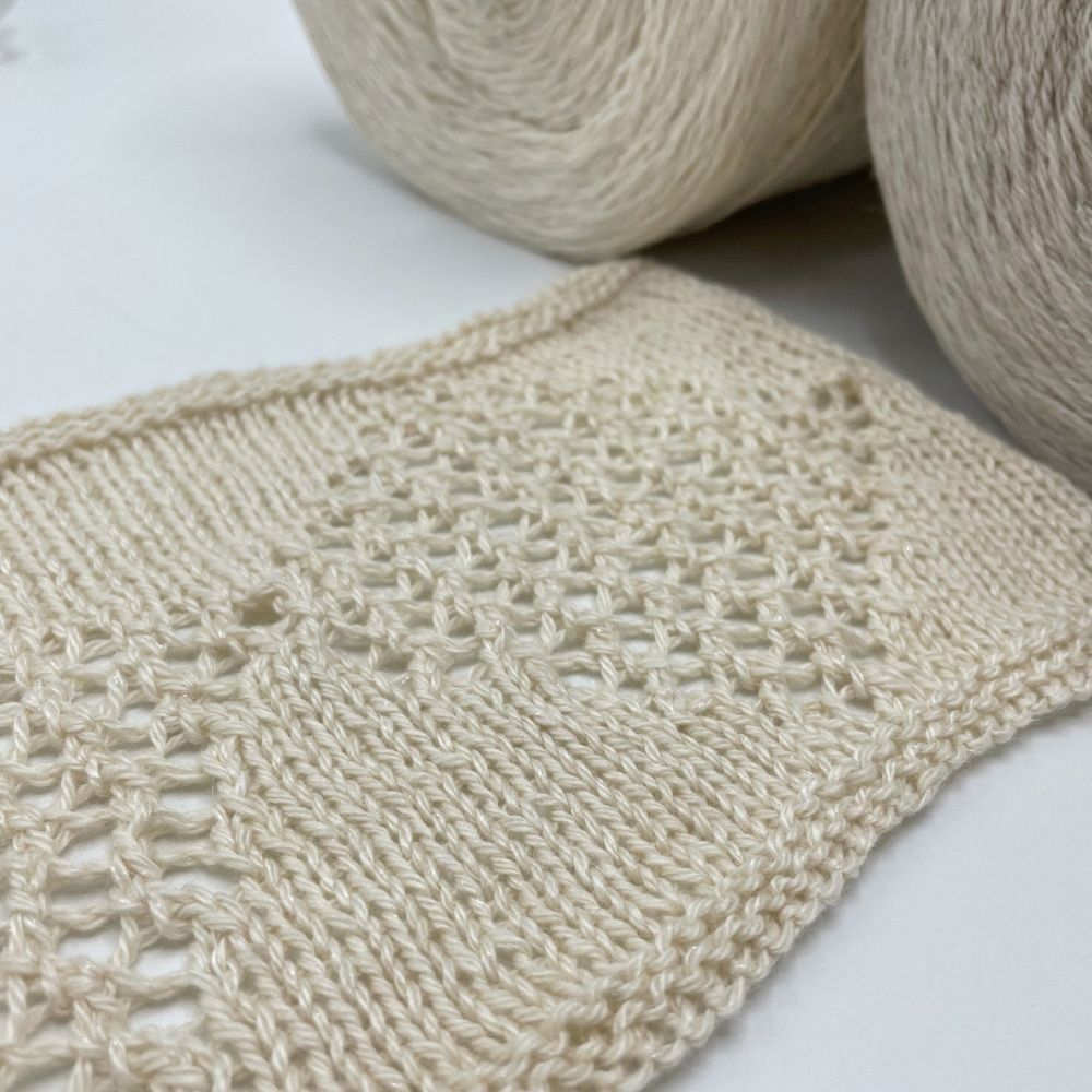 FILATIX  45% меринос 5% кашемир 30% вискоза 15% полиамид 5% люрекс