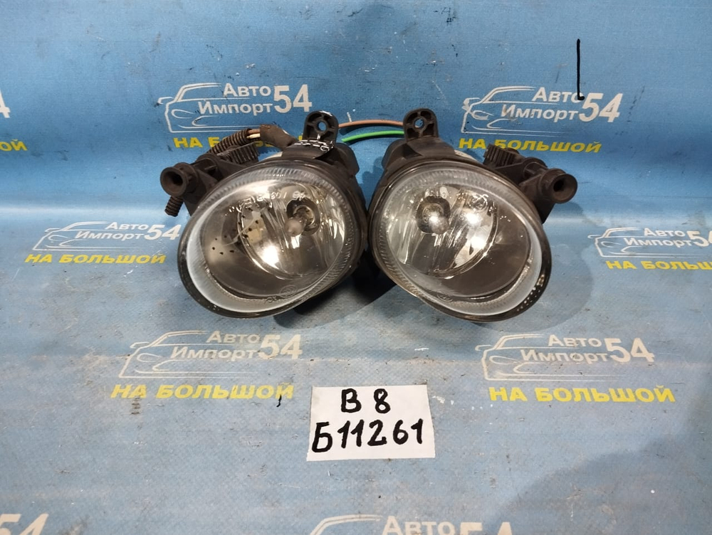 Туманка левая AUDI A4 2008-2012
