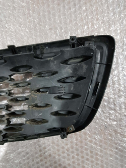 Решетка радиатора Kia Cerato 3 (YD)  Б/У Оригинал 86352A7810