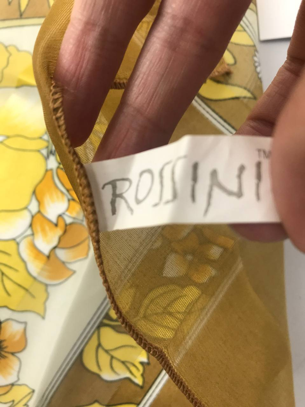 Платок Rollini с цветочным принтом