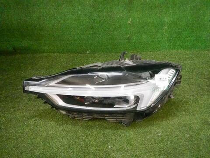 Фара левая Volvo XC60 2 (2017-2021) LED