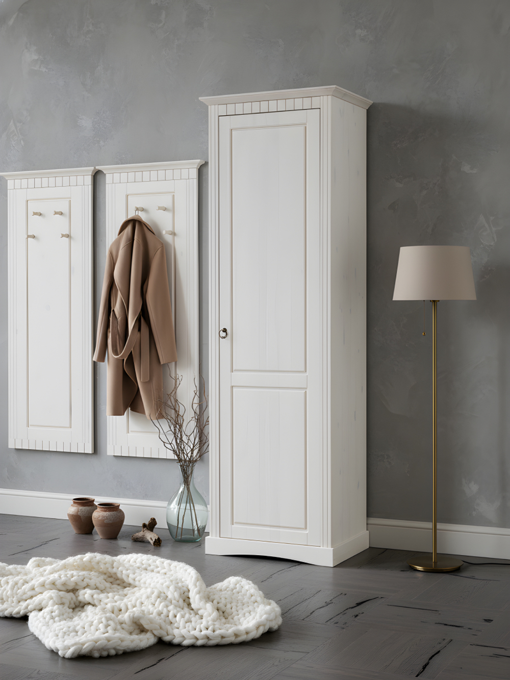 Шкаф распашной Неаполь из массива сосны, 58х41х179 см, белый