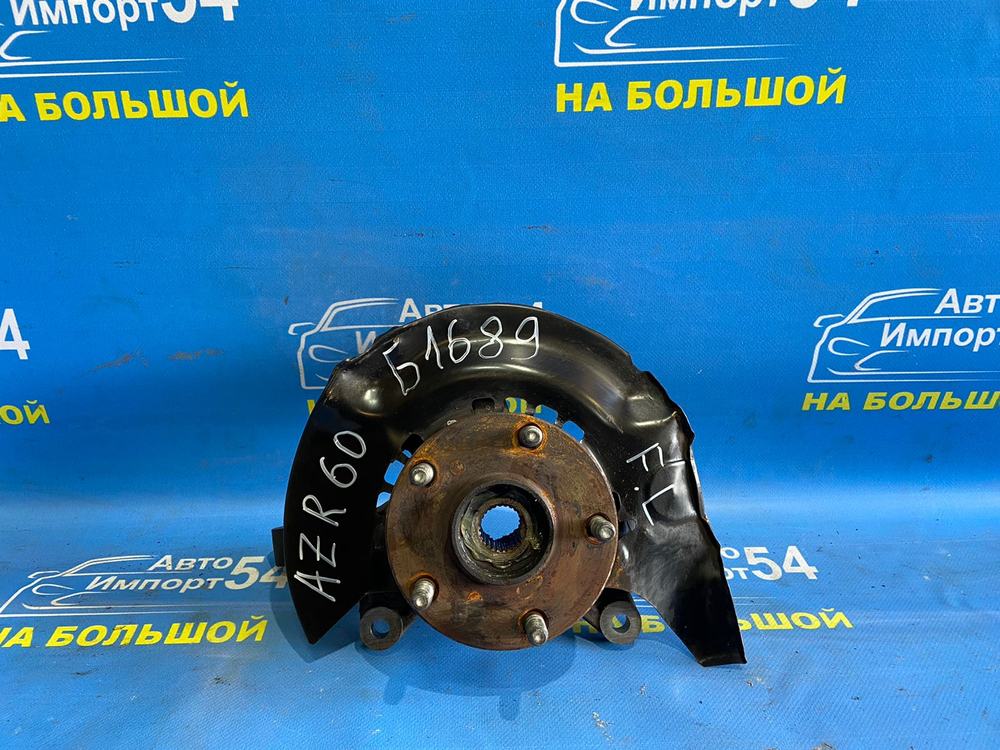 Ступица передняя левая TOYOTA NOAH 2001-2007