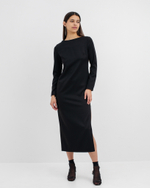 Платье с вырезом лодочка