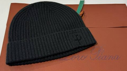 Шапка Loro Piana