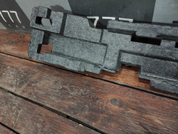 Абсорбер переднего бампера Geely Monjaro 21-нв Б/У Оригинал 6010179000