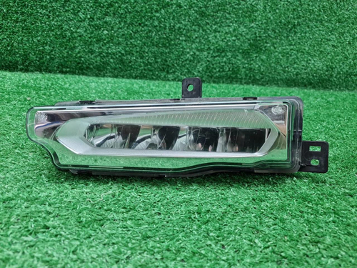 ПТФ левая BMW X3 G01 (2017-2021) LED