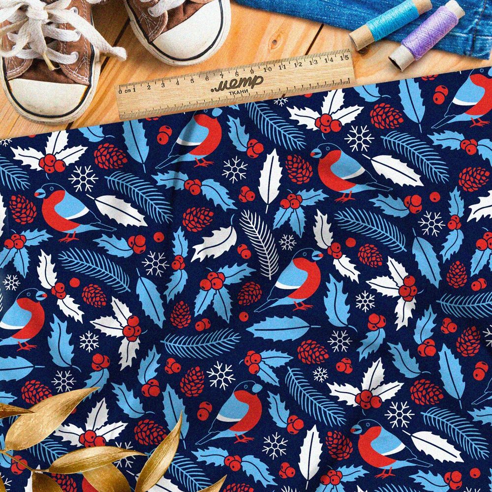 Ткань шифон голубые снегири и листья с шишками на синем фоне