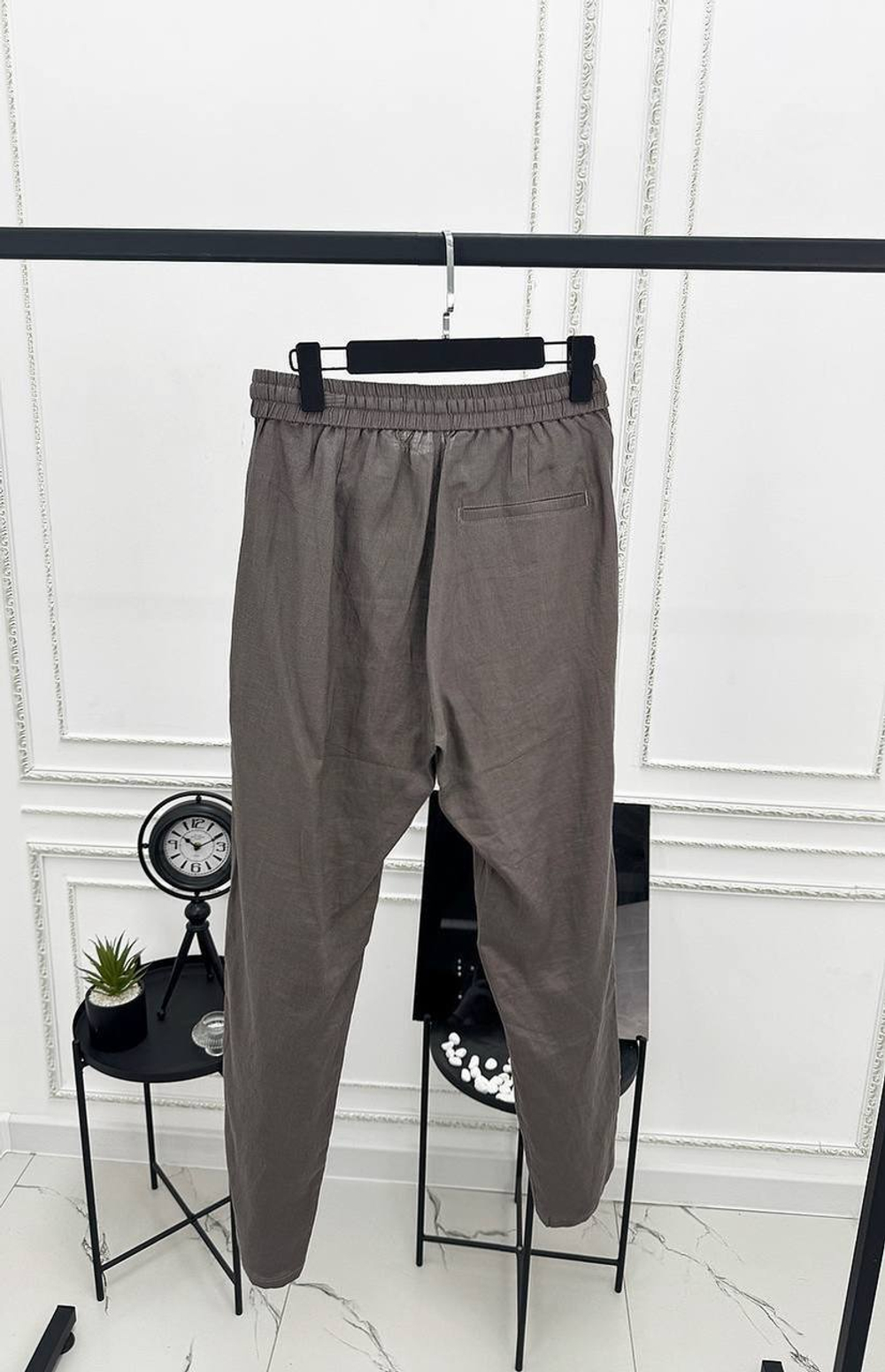 Льняной костюм Kiton