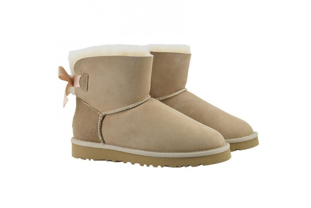 UGG Bailey Bow Mini SAND